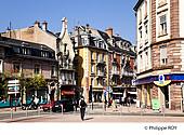 90F00340.jpg